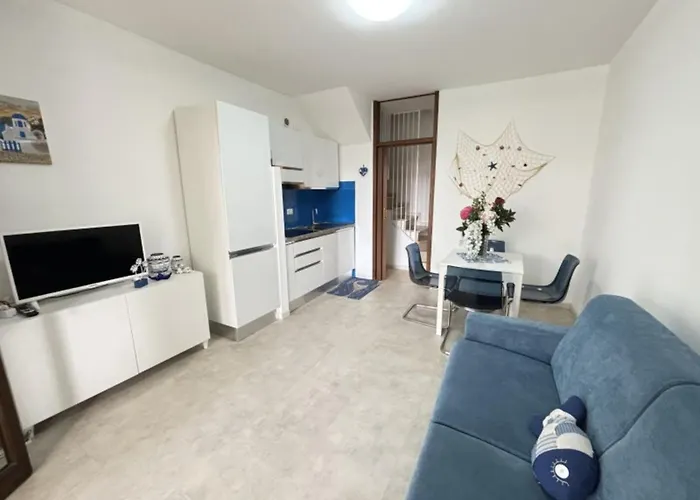 Modern Flat Near The With Pool Lejlighed Bibione